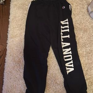 Villanova sweatpants